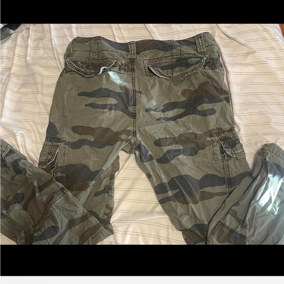 camo pants - Picture 2 of 2